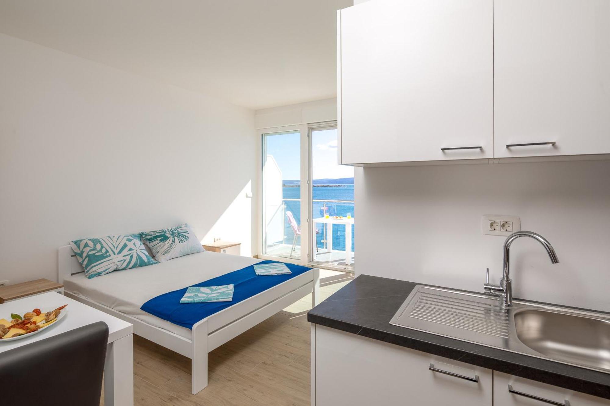 Blue Wonder Apartments Dugi Rat Zewnętrze zdjęcie