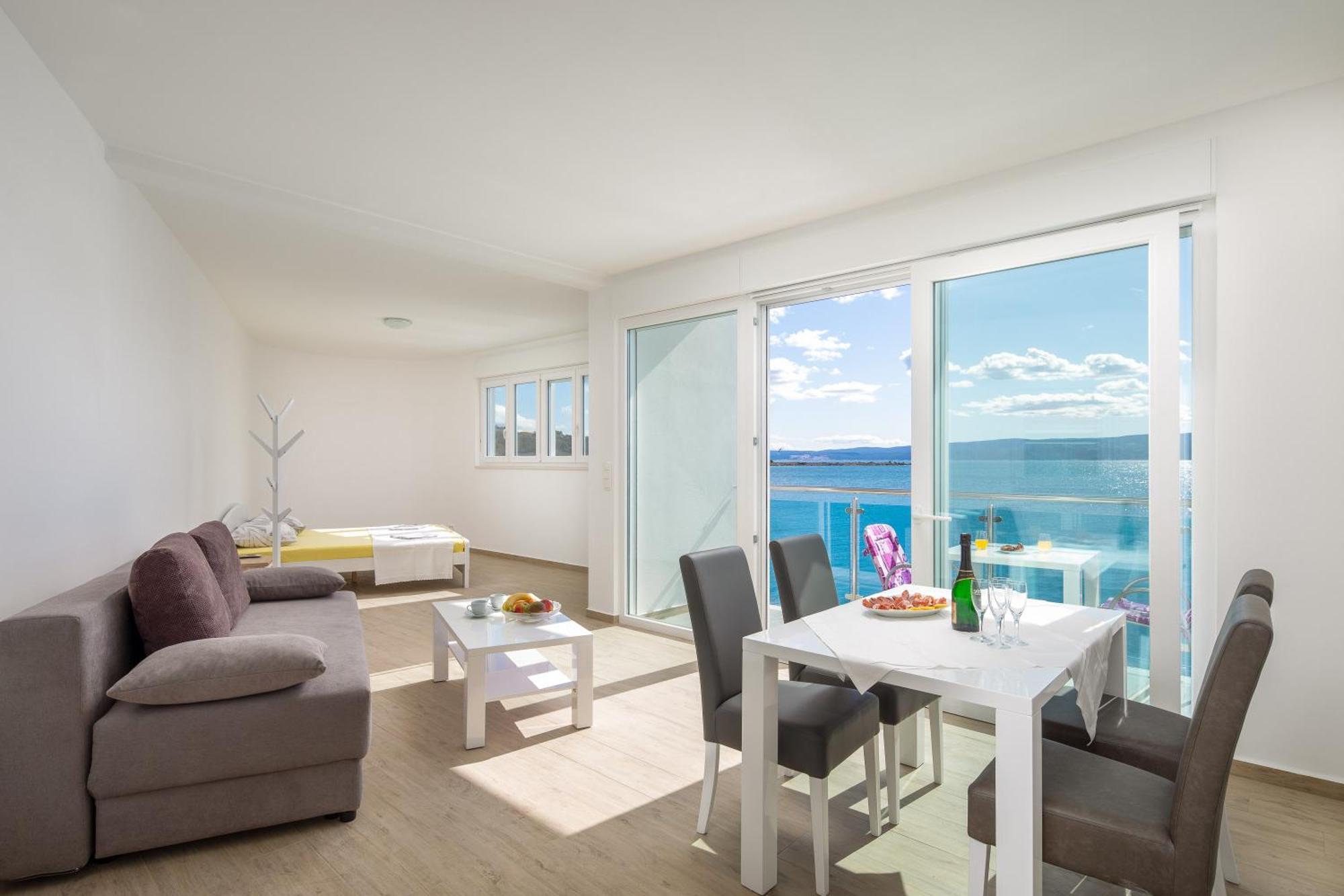 Blue Wonder Apartments Dugi Rat Zewnętrze zdjęcie